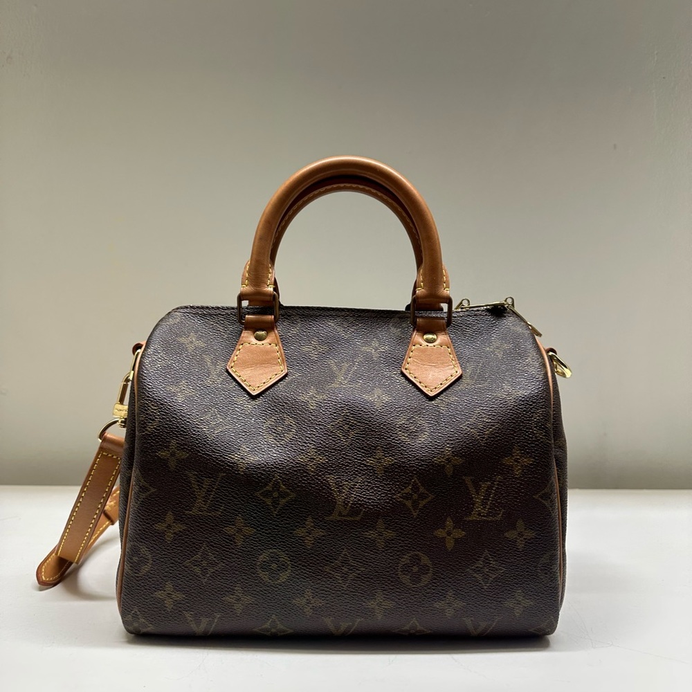 ❌SOLD OUT❌Authentic Louis Vuitton Speedy 25 New Vachetta